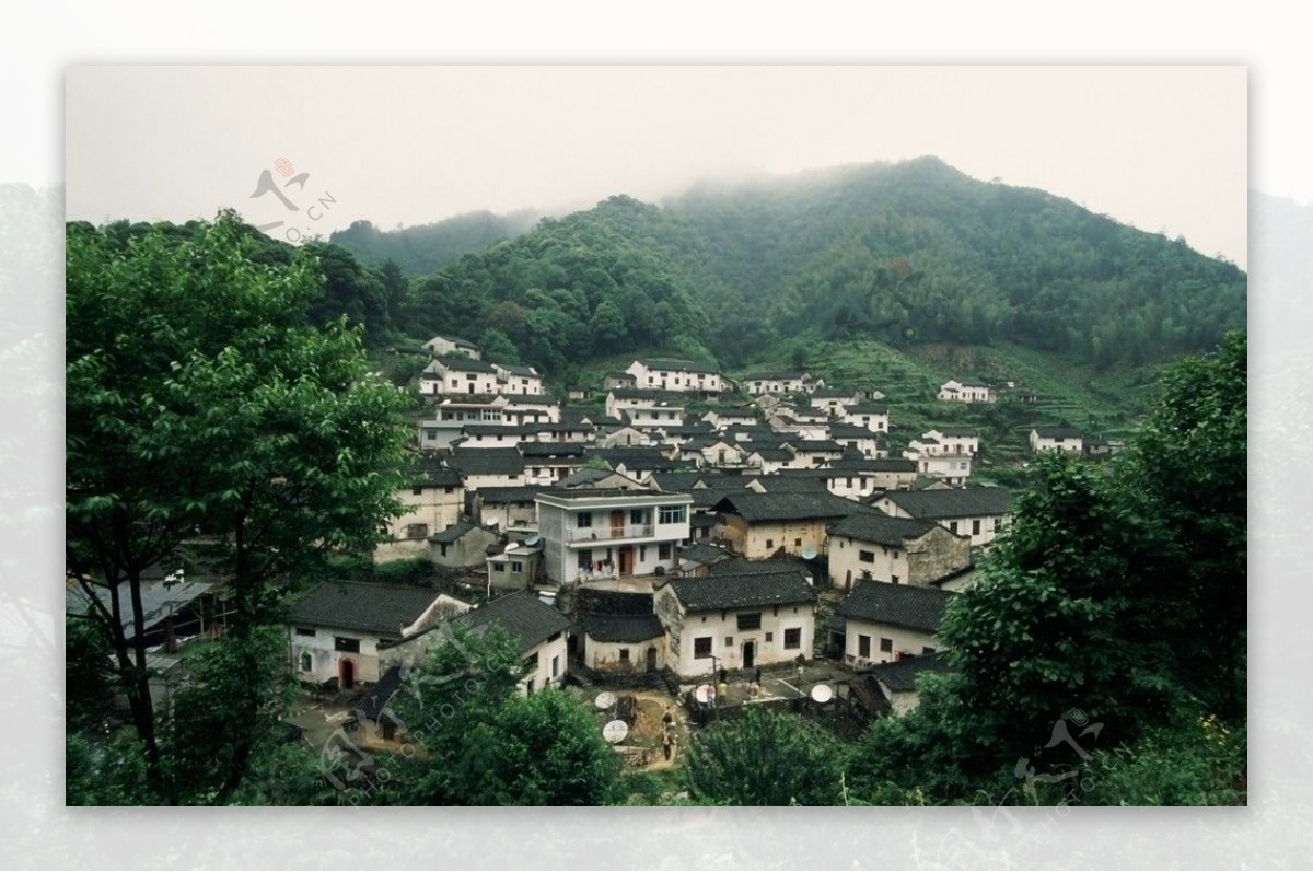 山中古村图片