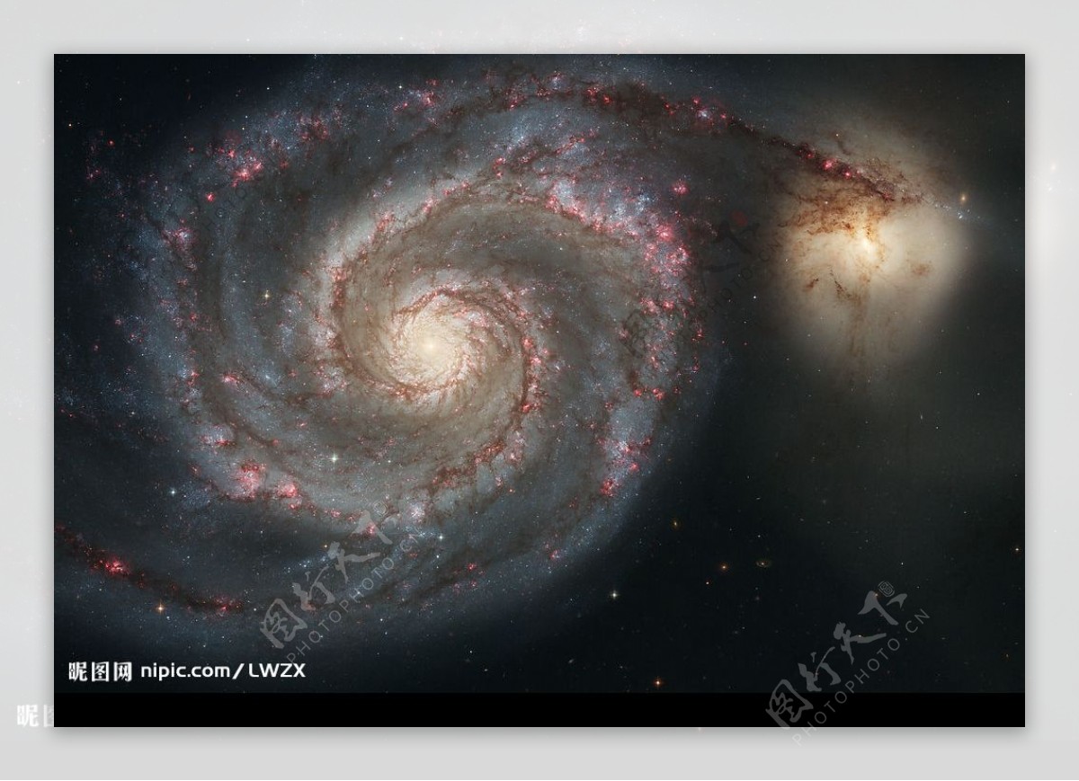M51旋涡星系图片