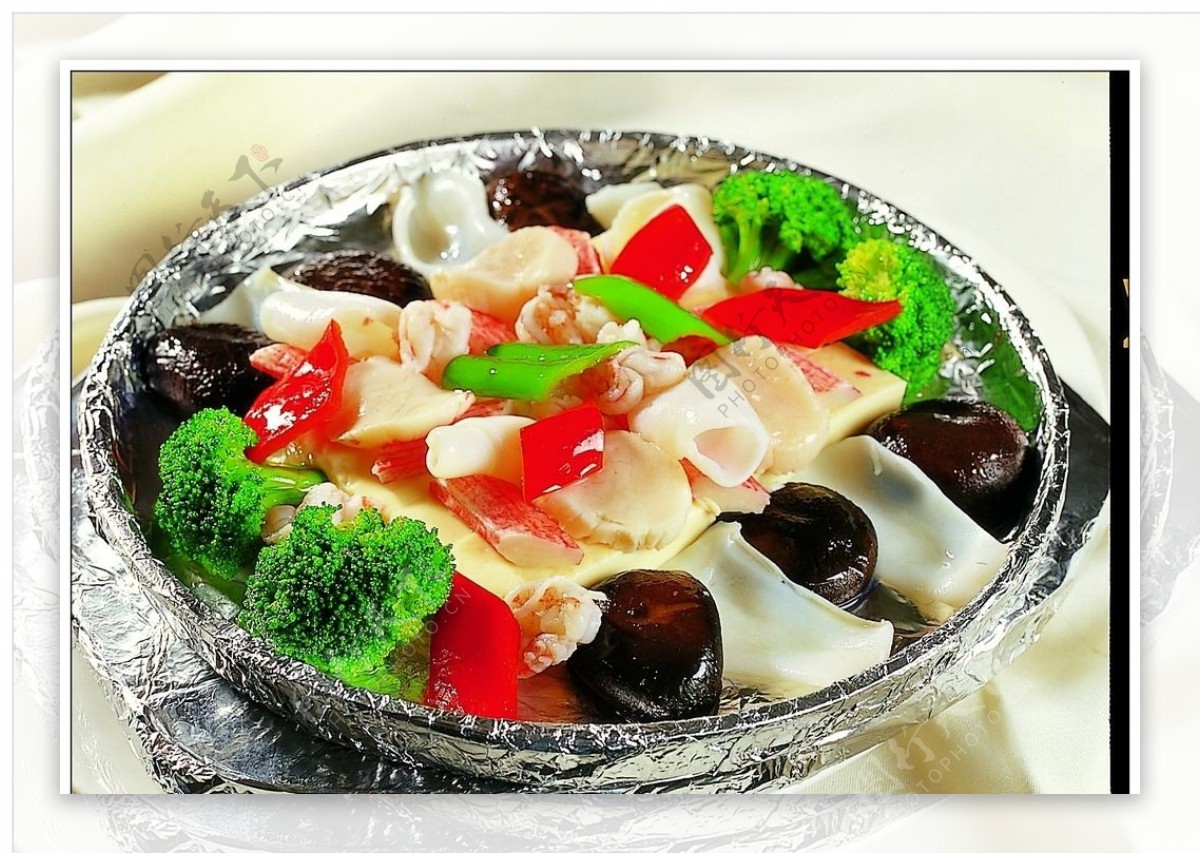 铁板海鲜秘制豆腐图片