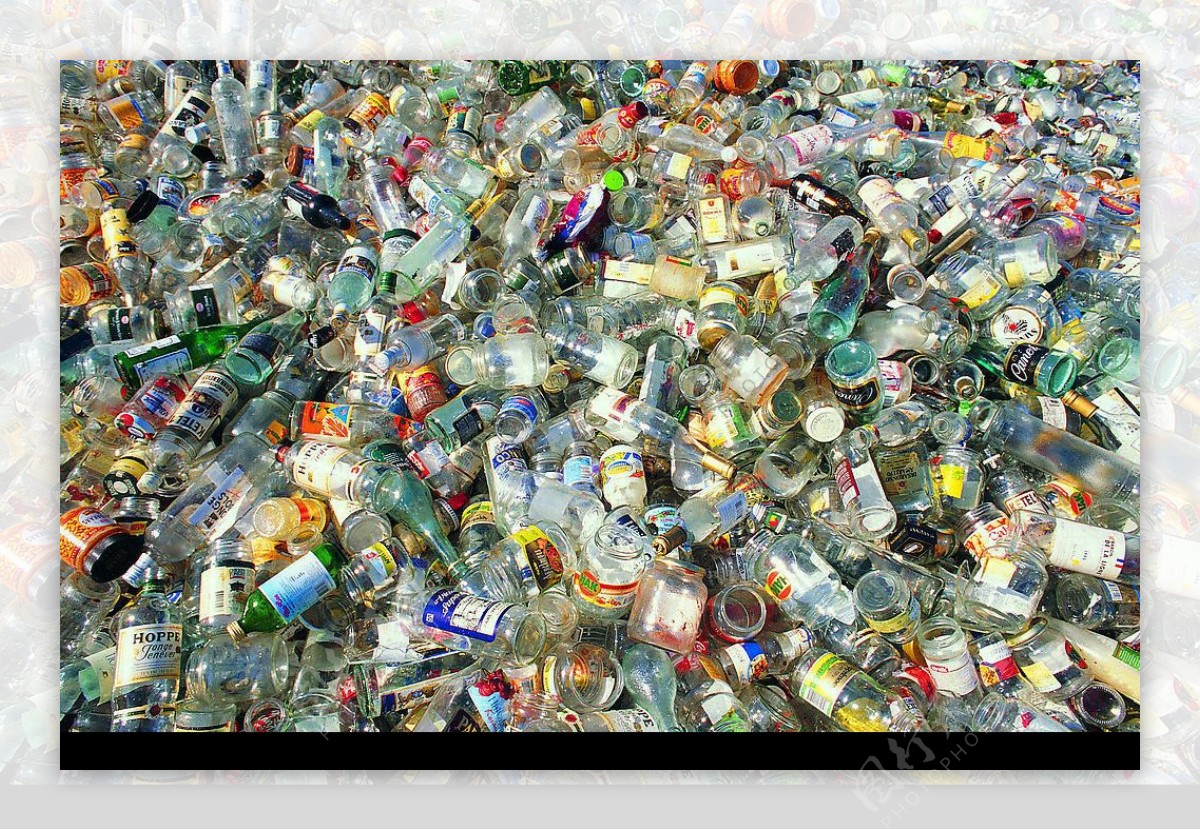 楼前装修垃圾 堆放数月影响环境——马鞍山新闻网