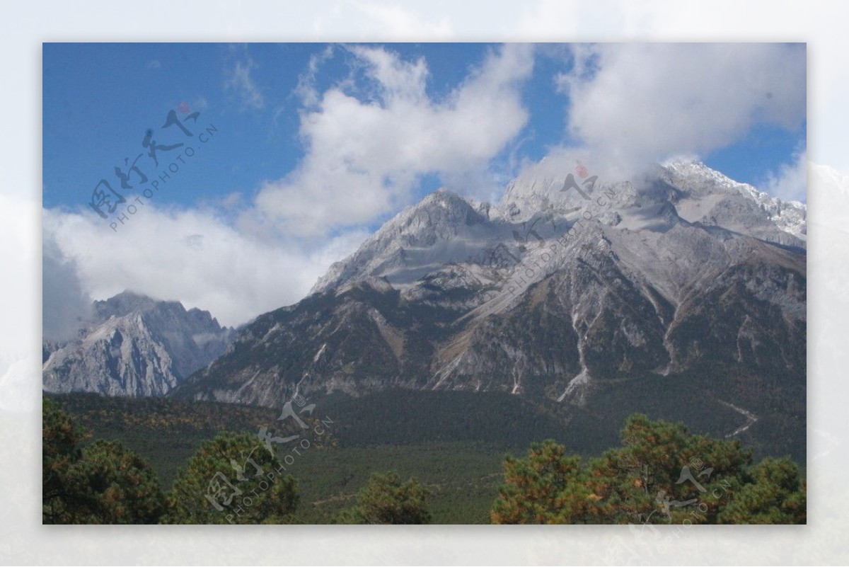 玉龙雪山图片