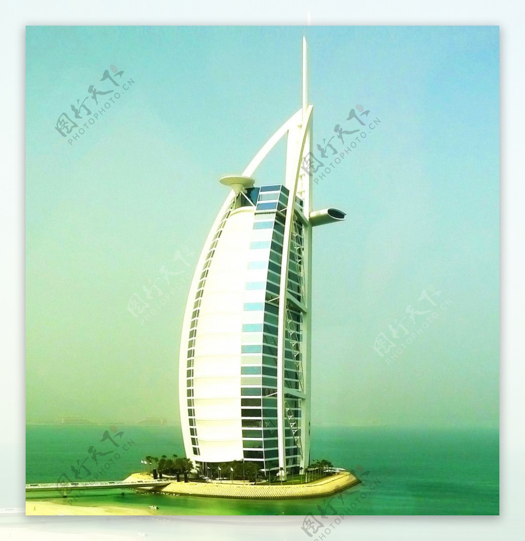 迪拜海上七星级酒店图片
