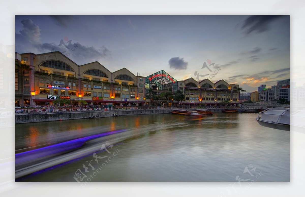 新加坡湖边街市图片