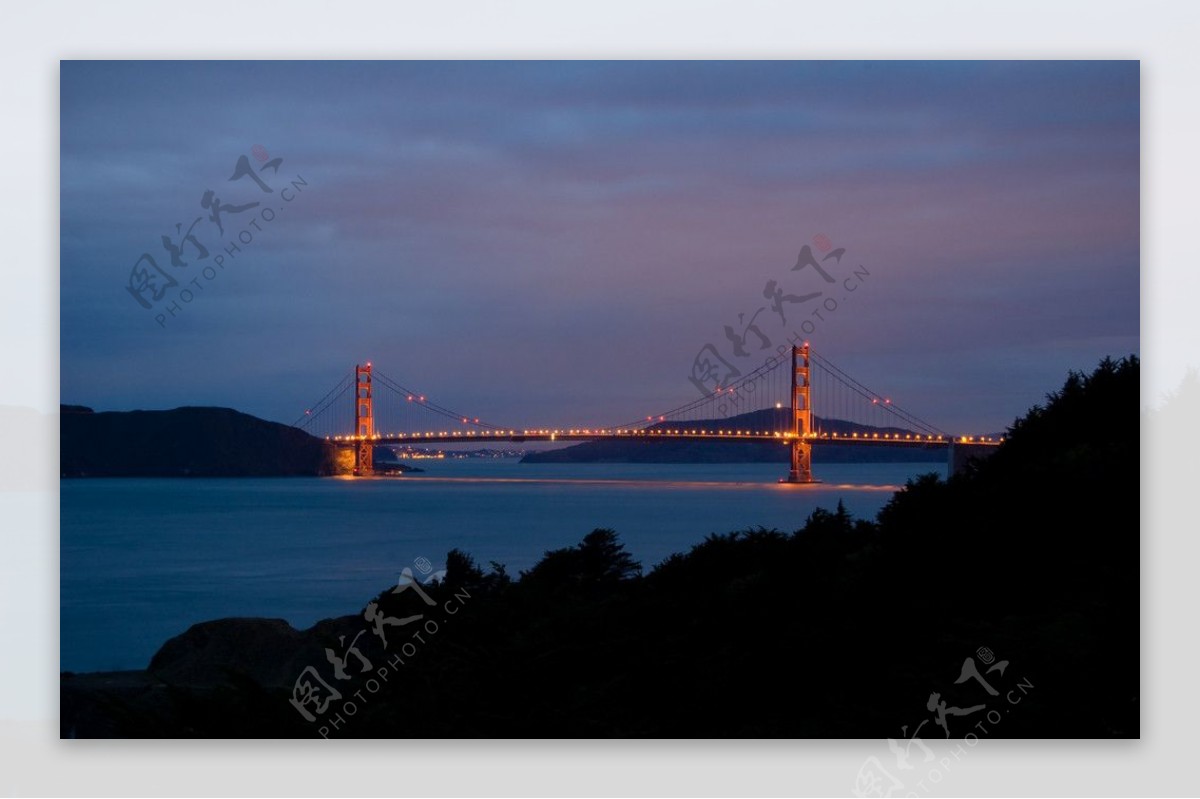 旧金山金门大桥夜景图片