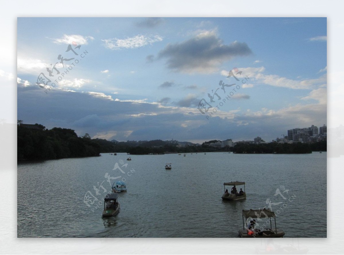 惠州西湖泛舟图片
