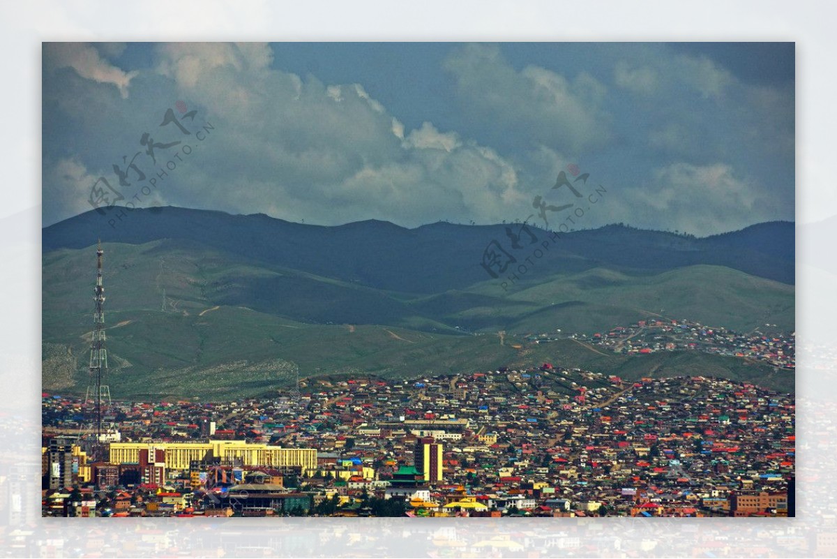 航拍蒙古国首都乌兰巴托图片