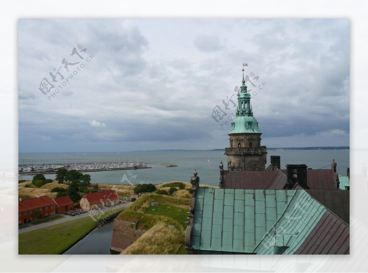 丹麦海边城堡图片