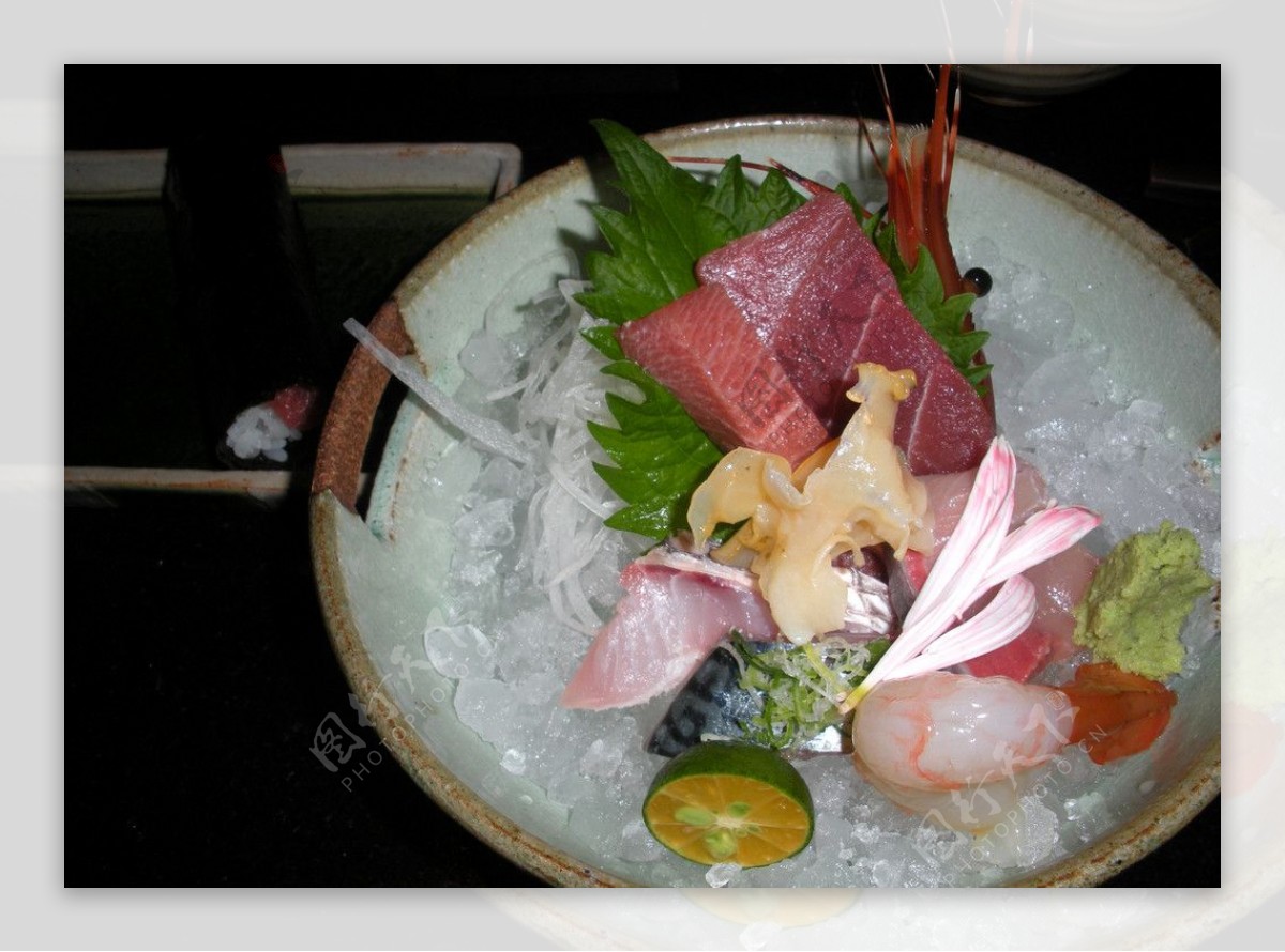 生魚拌甜美蝦图片