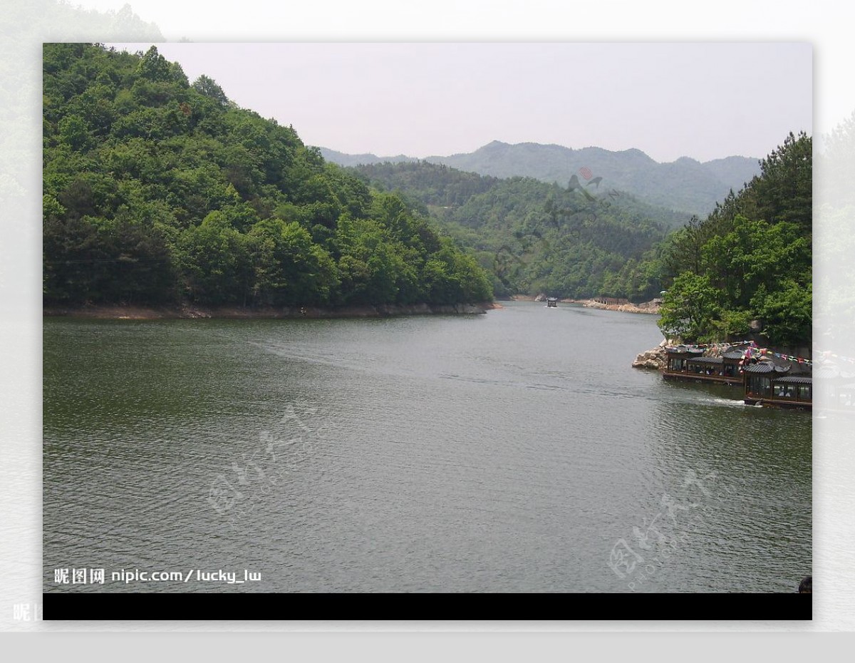 木兰山天池图片