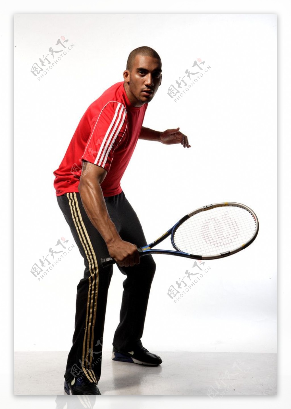 网球运动服装黑人图片