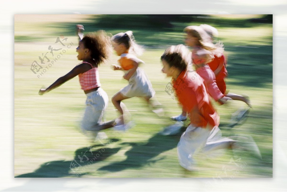 奔跑的兒童图片