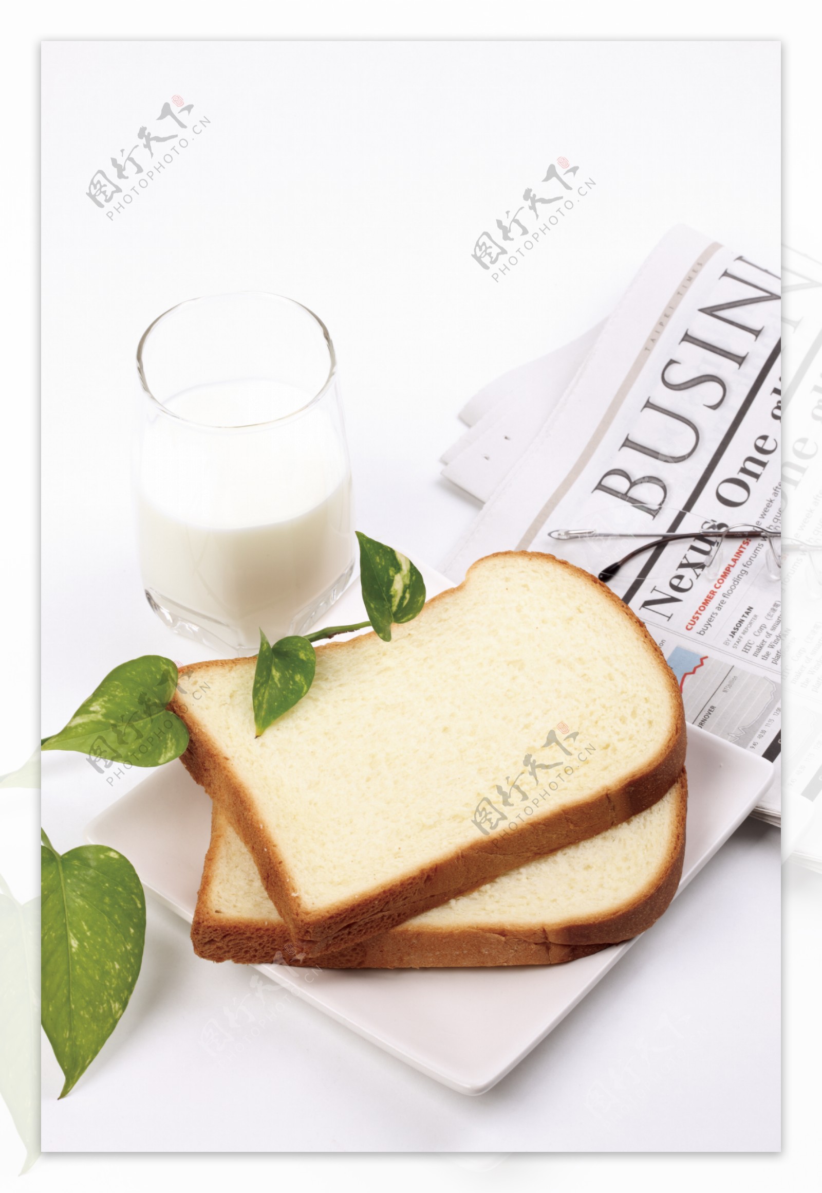 牛奶面包图片大全-牛奶面包高清图片下载-觅知网