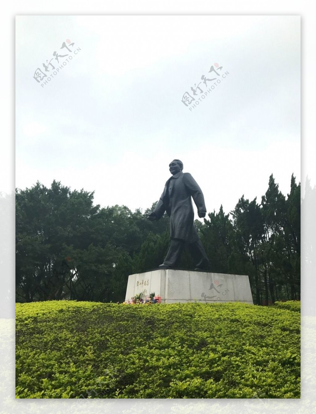 深圳同志雕像