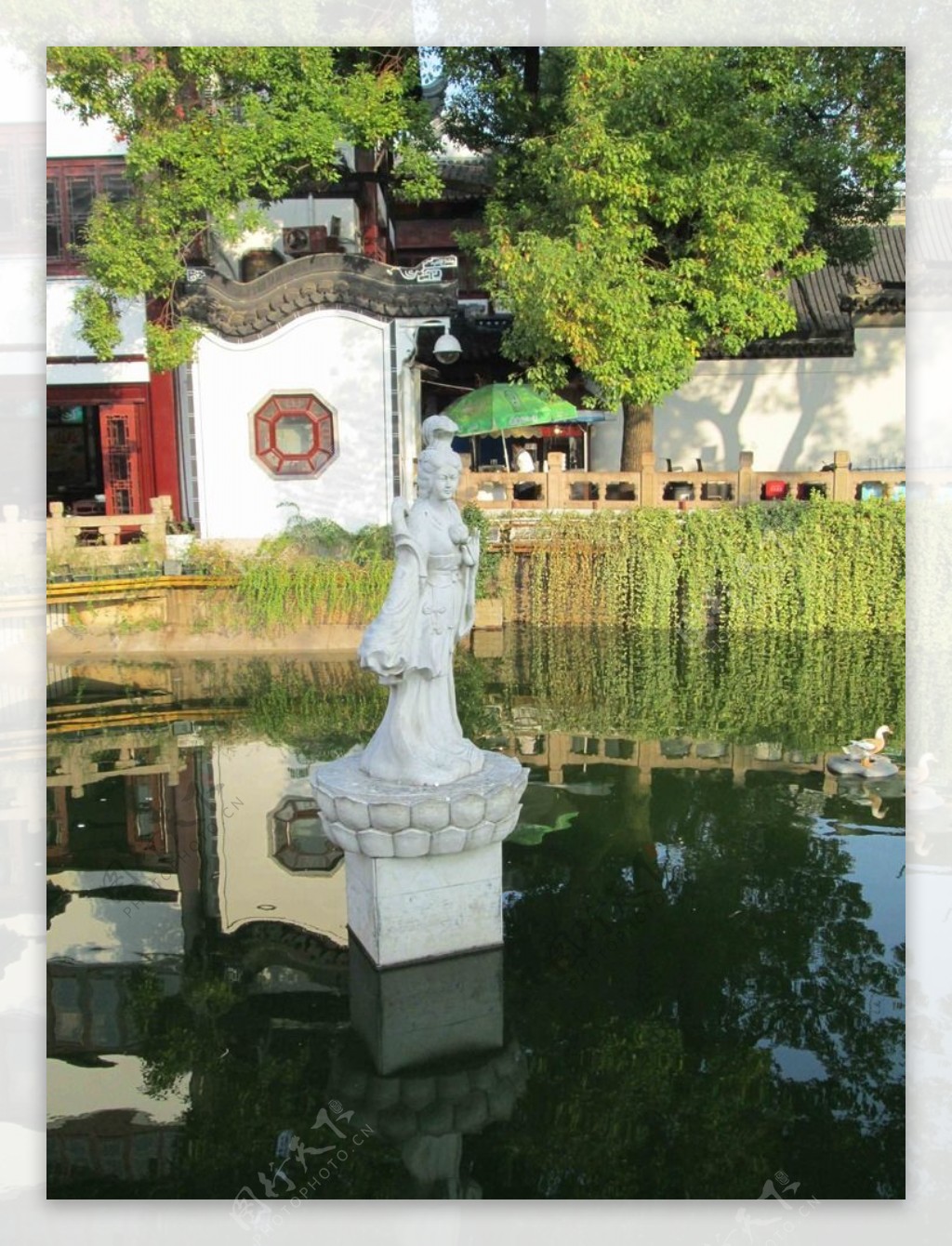 上海城隍庙仙女石雕