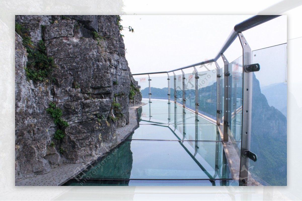 est100 一些攝影(some photos): skywalk, glass-bottomed walkway, Tianmen Mountain. 天空步道, 玻璃棧道, 天門山