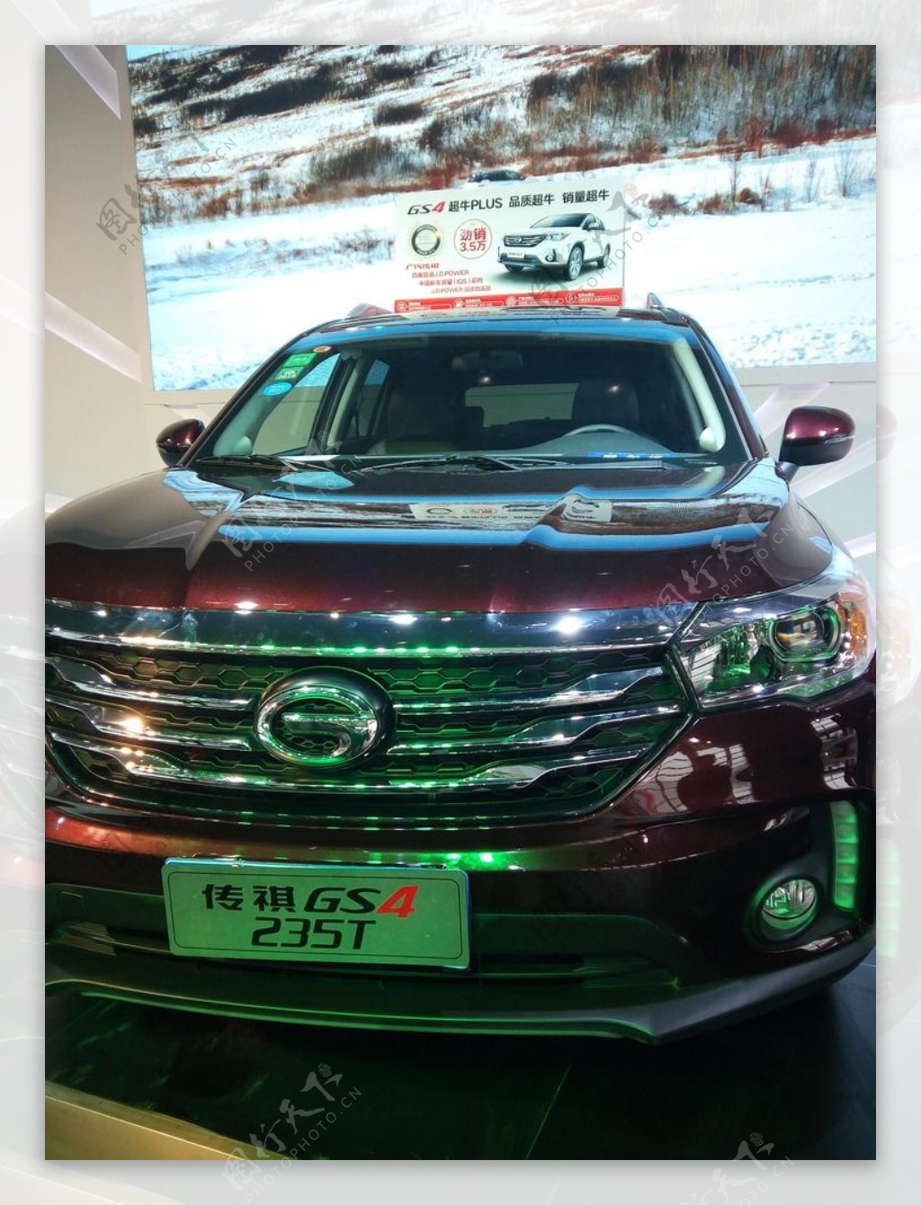 广汽传祺GS4越野车SUV