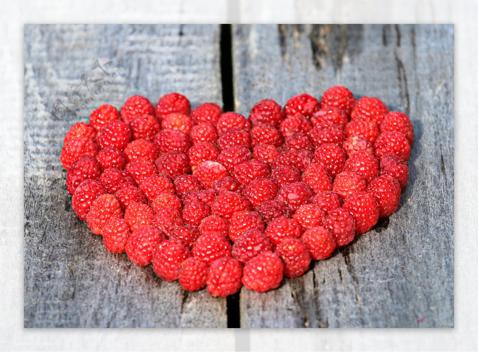山莓水果红色甜浆果