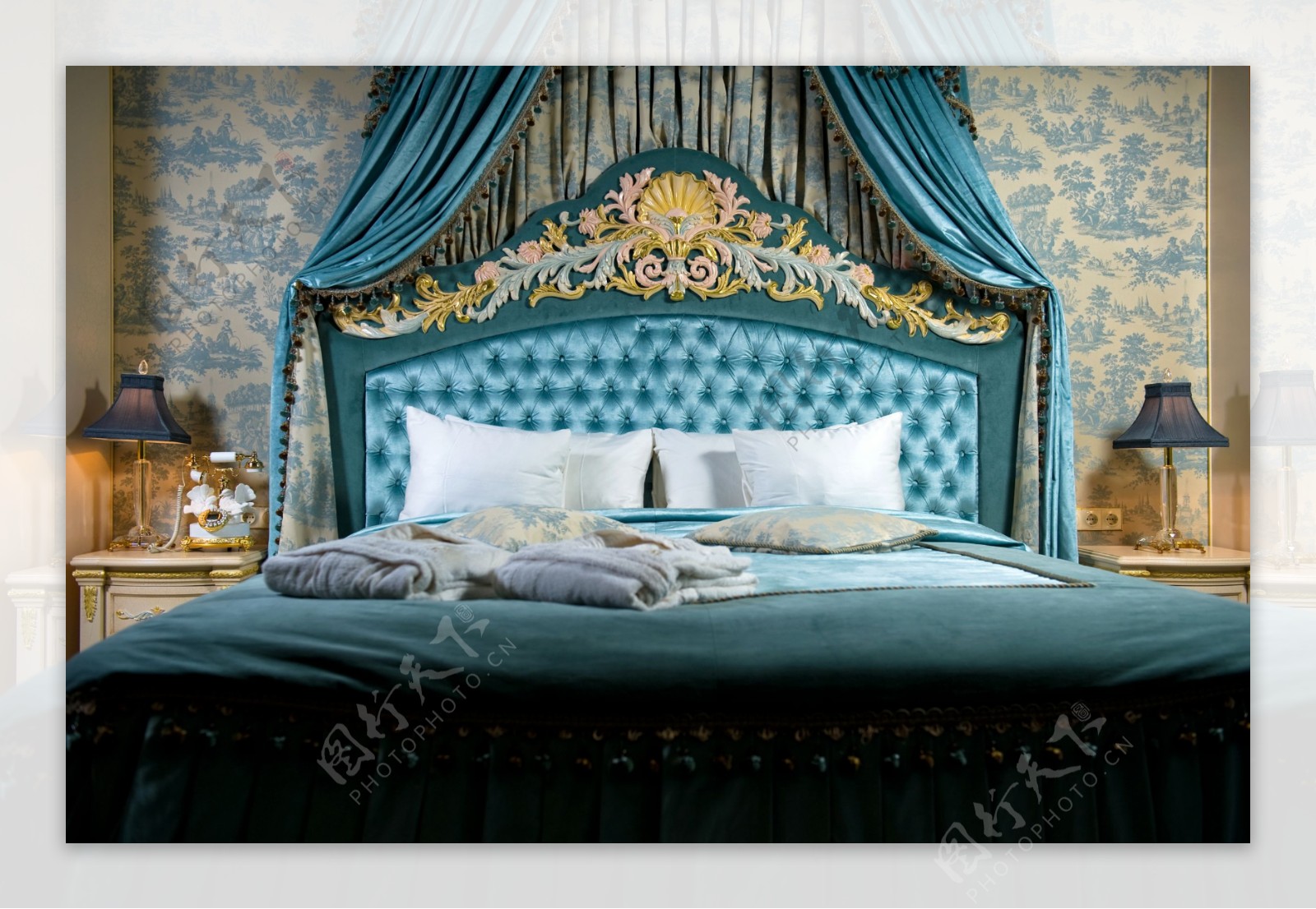 欧式复古大床效果图图片
