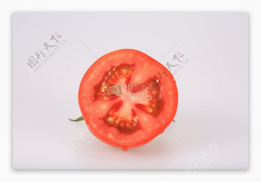 被切割的西红柿