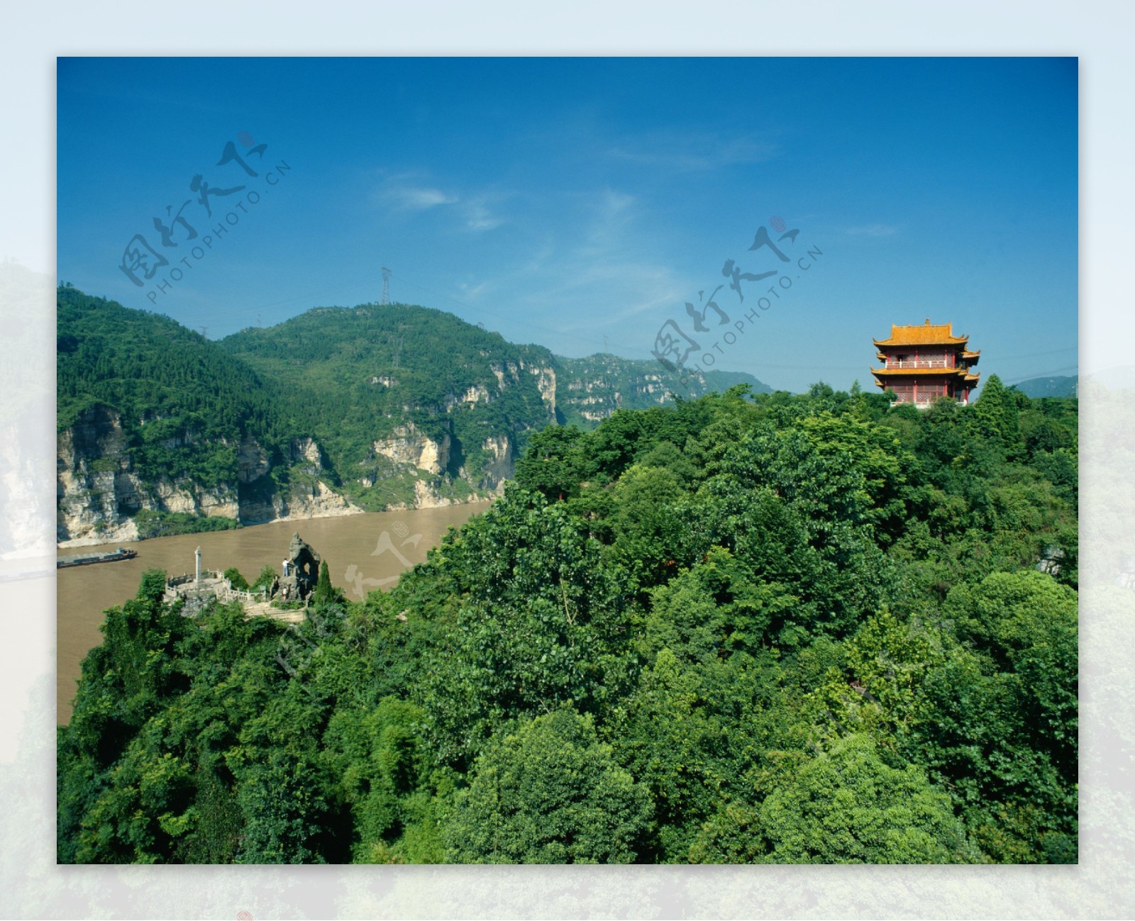 青山流水景观图片