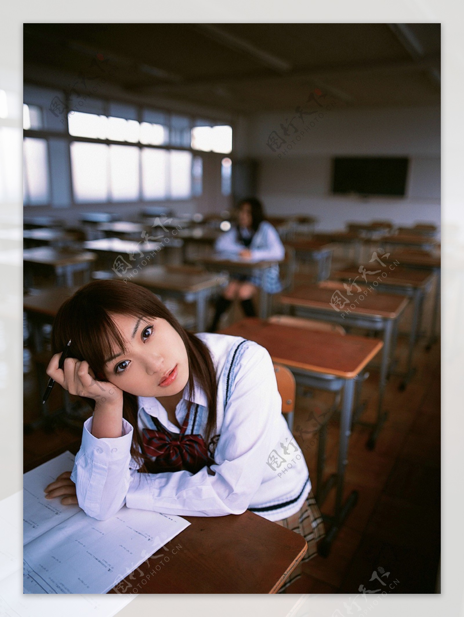 日本学生清纯女生15图片