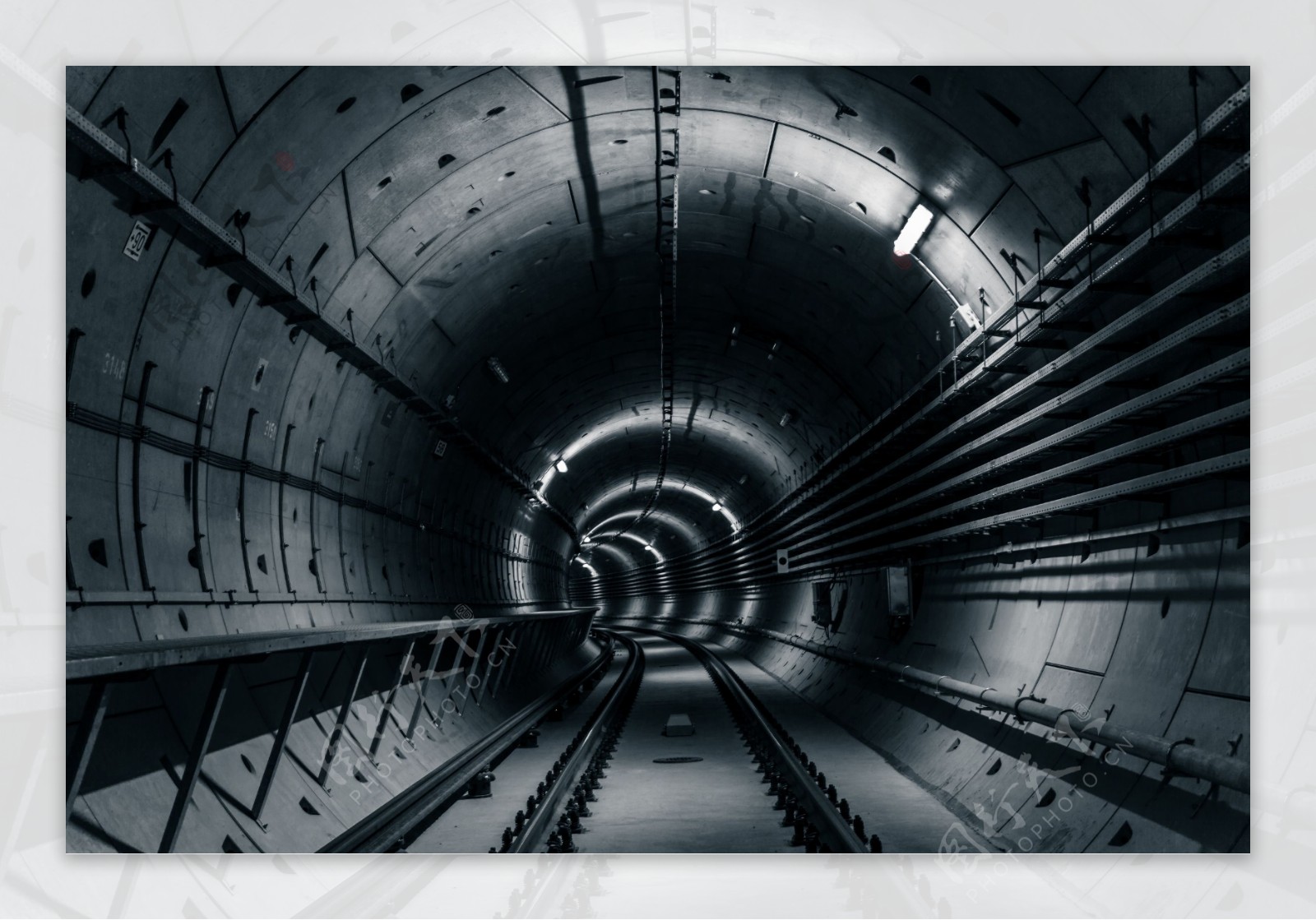 地铁隧道图片