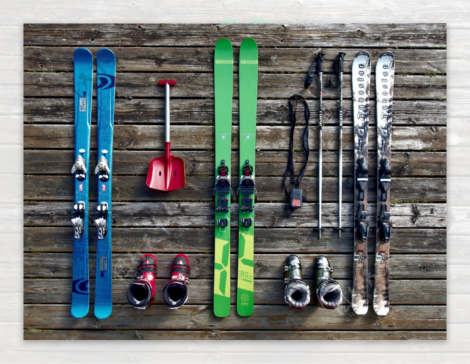 高清滑雪装备图片