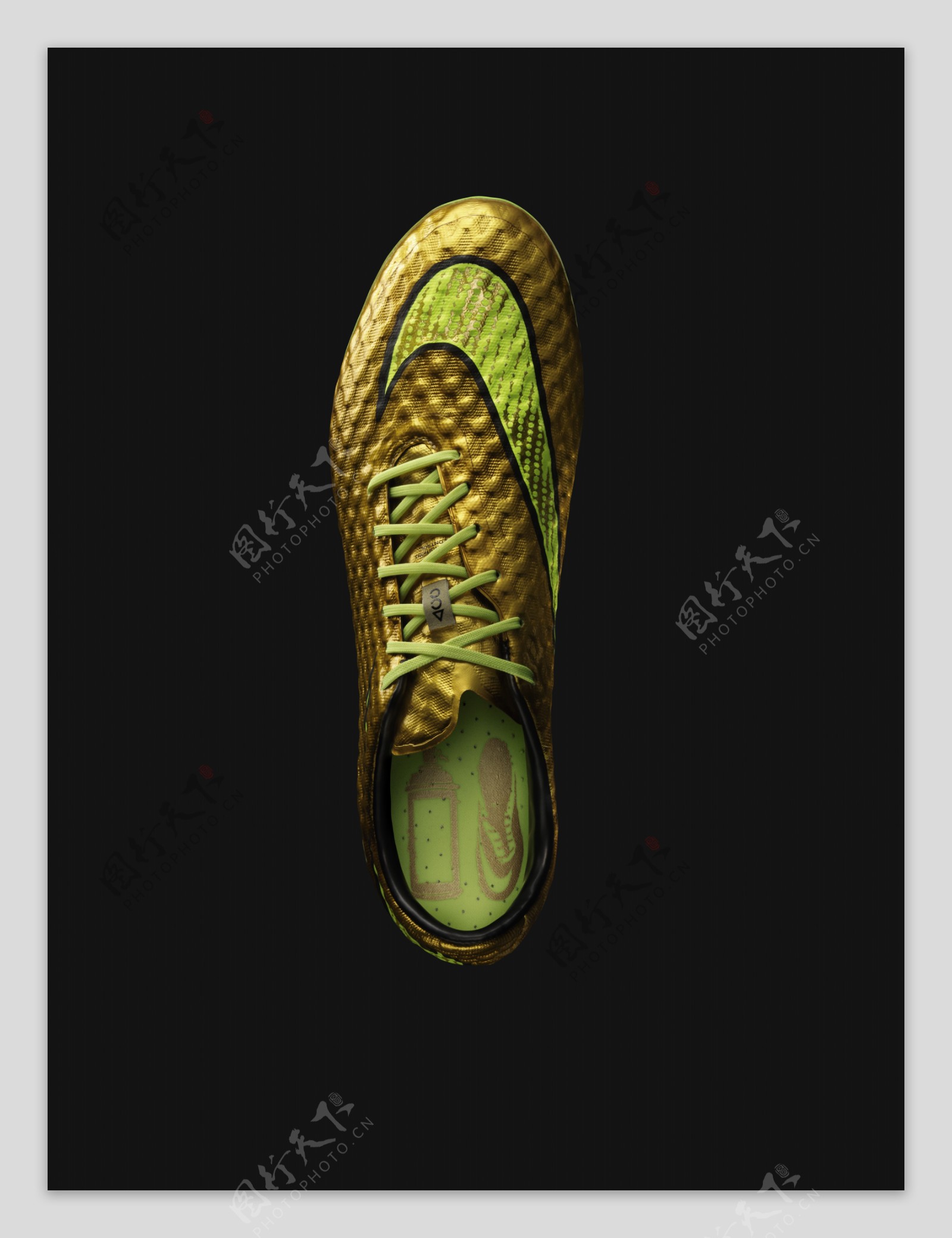 NIKE顶级足球鞋图片