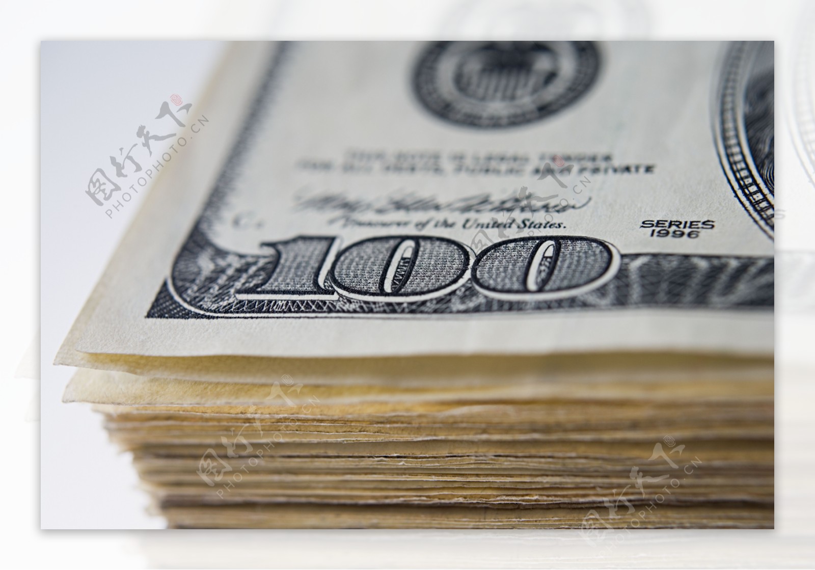 一沓美元钞票图片素材-编号25856690-图行天下