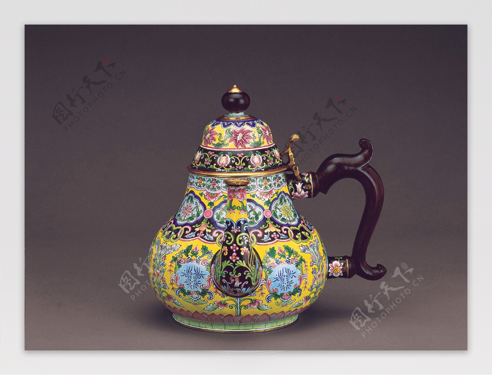 中国经典陶瓷壶图片