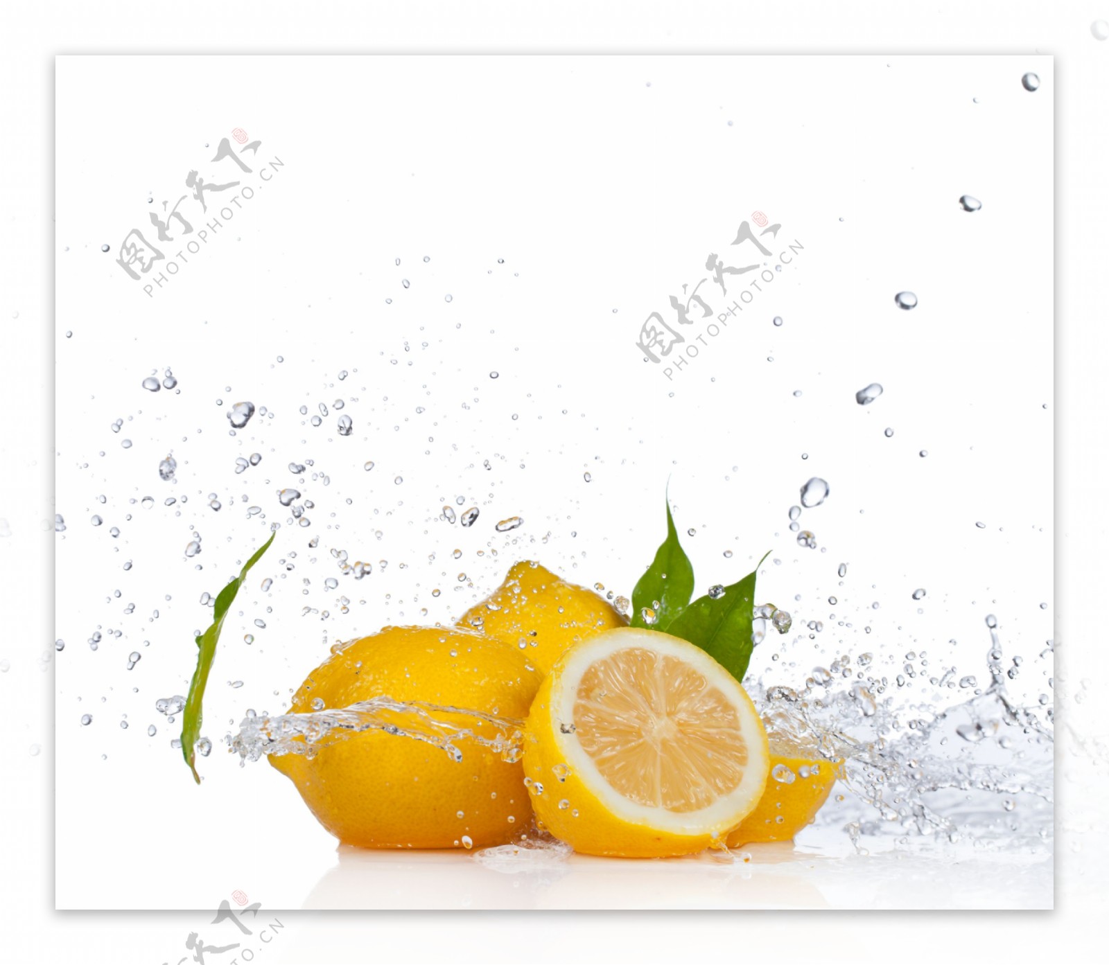 柠檬和水滴图片