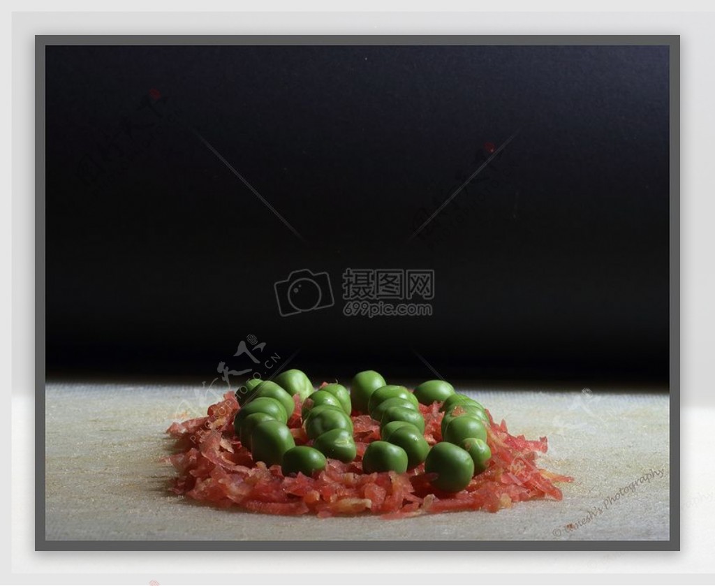 红地毯胡萝卜欢迎到绿色豌豆