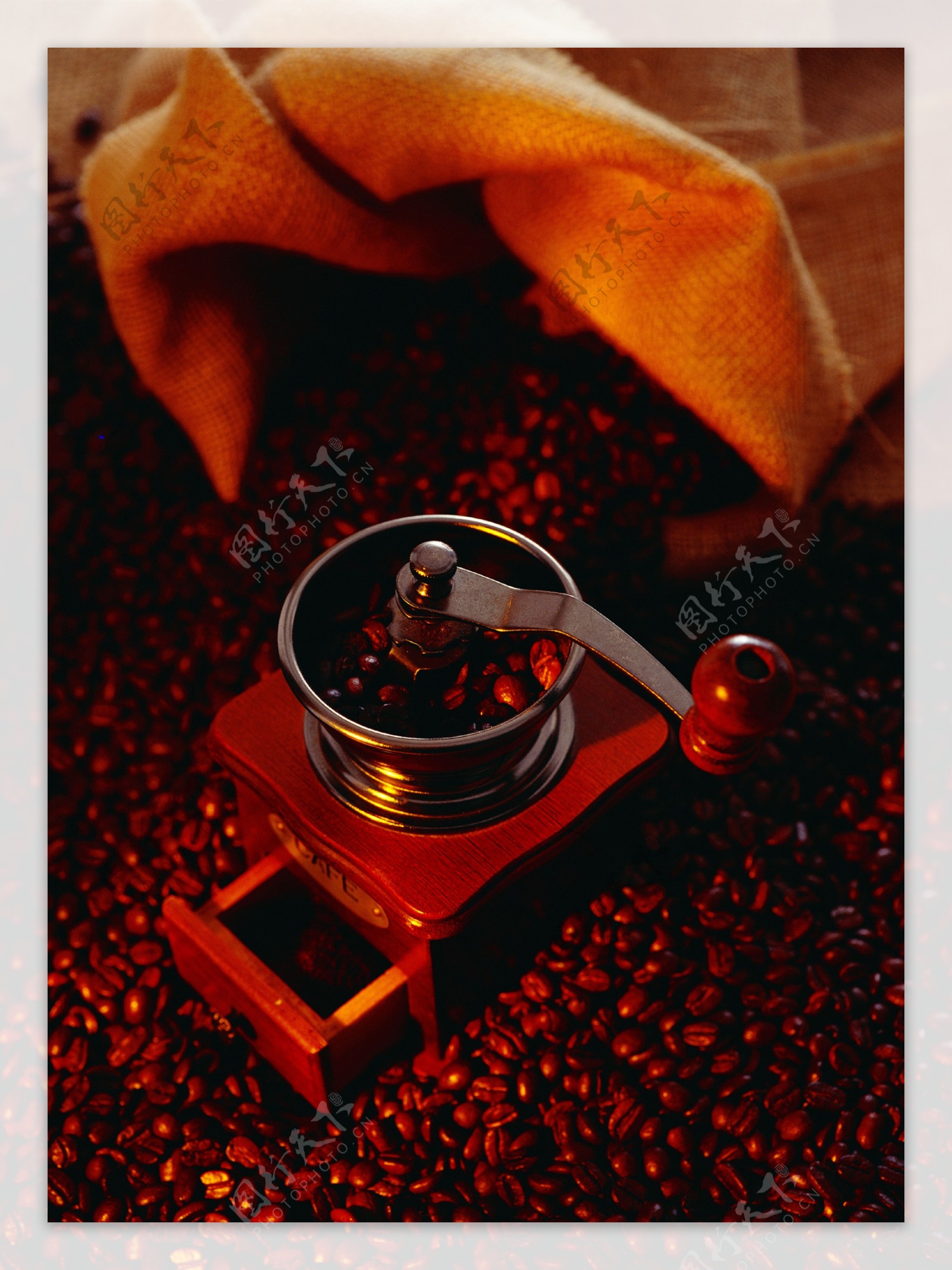 咖啡豆粉碎机图片