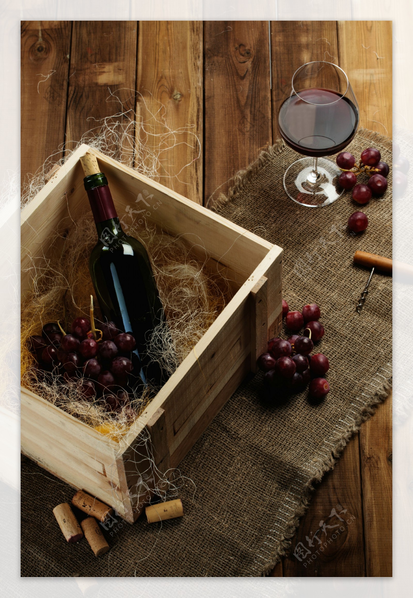 红提葡萄与葡萄酒图片