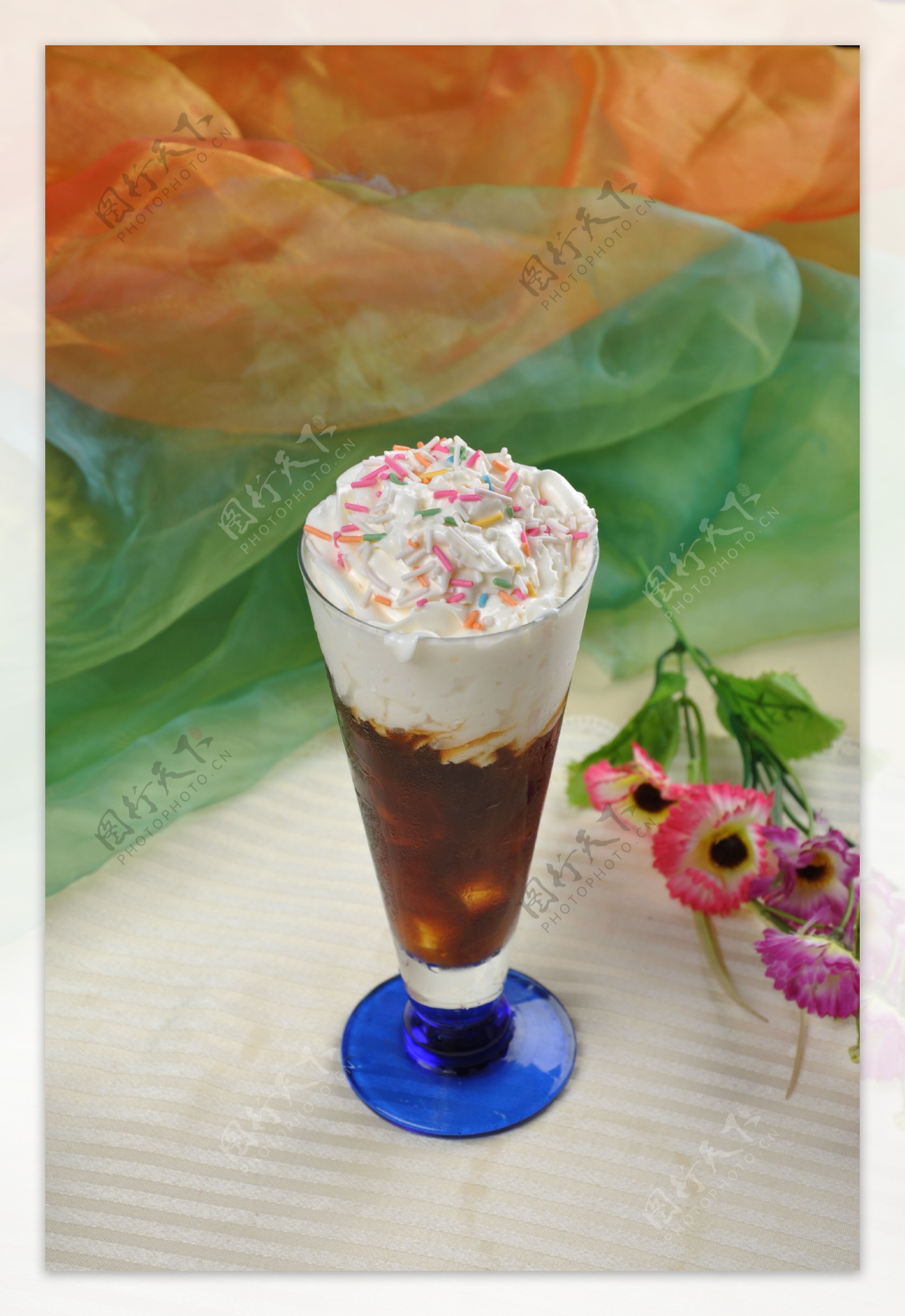 漂浮冰咖啡图片
