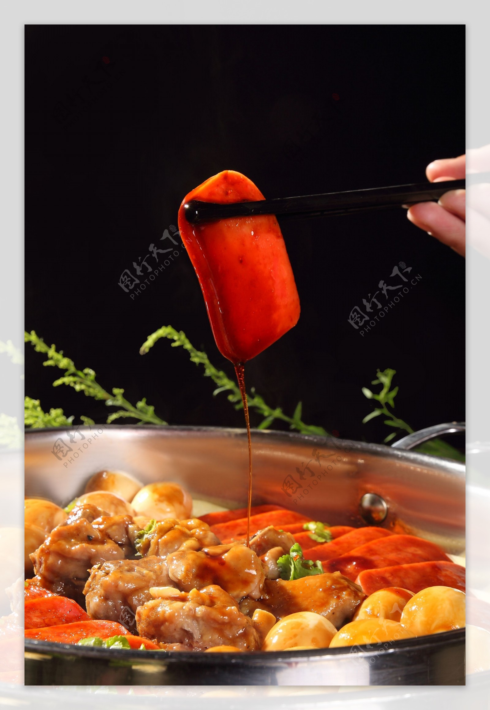 三鲜焖锅图片
