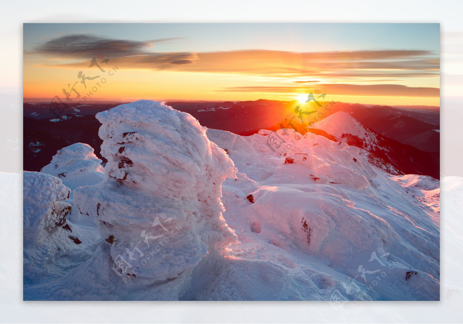 高清冬季雪山风景图片