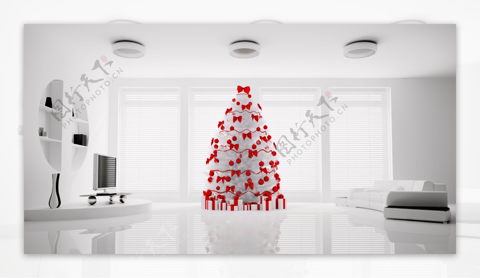 白色客厅和圣诞树