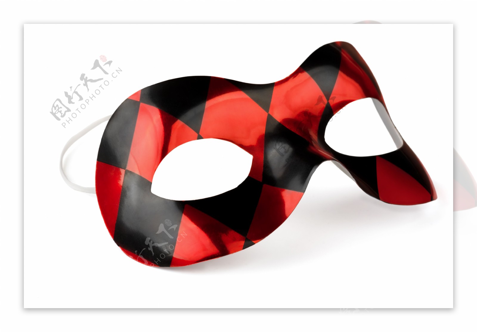 黑红色相间的面具图片