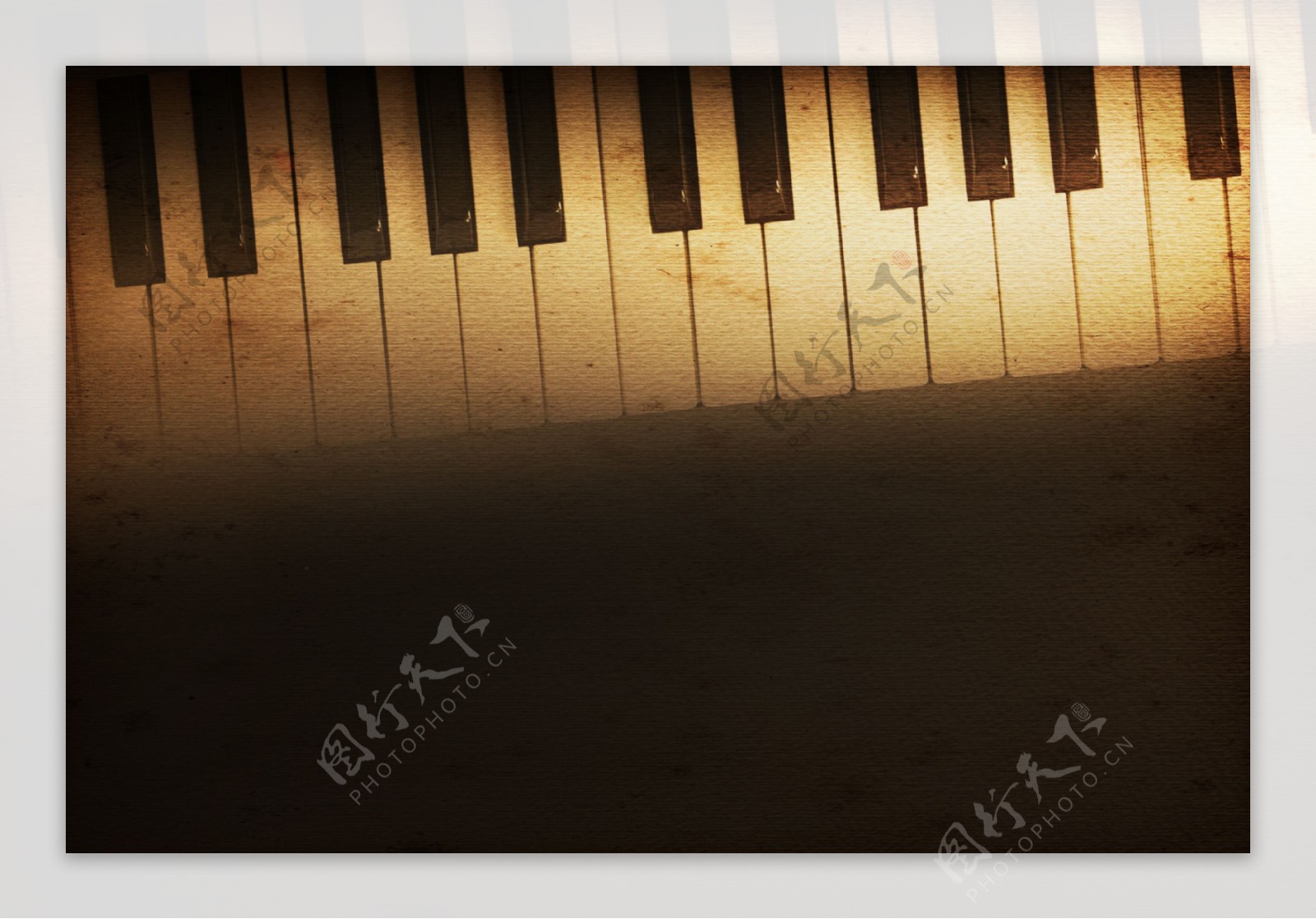 复古钢琴图片图片