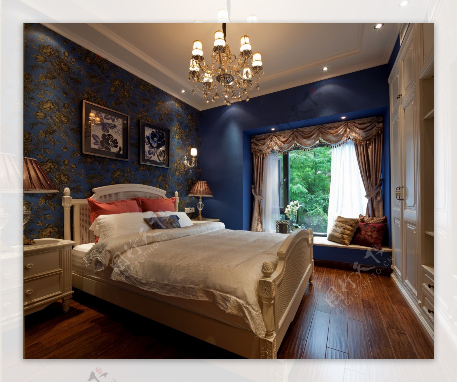 时尚卧室蓝色背景墙设计图
