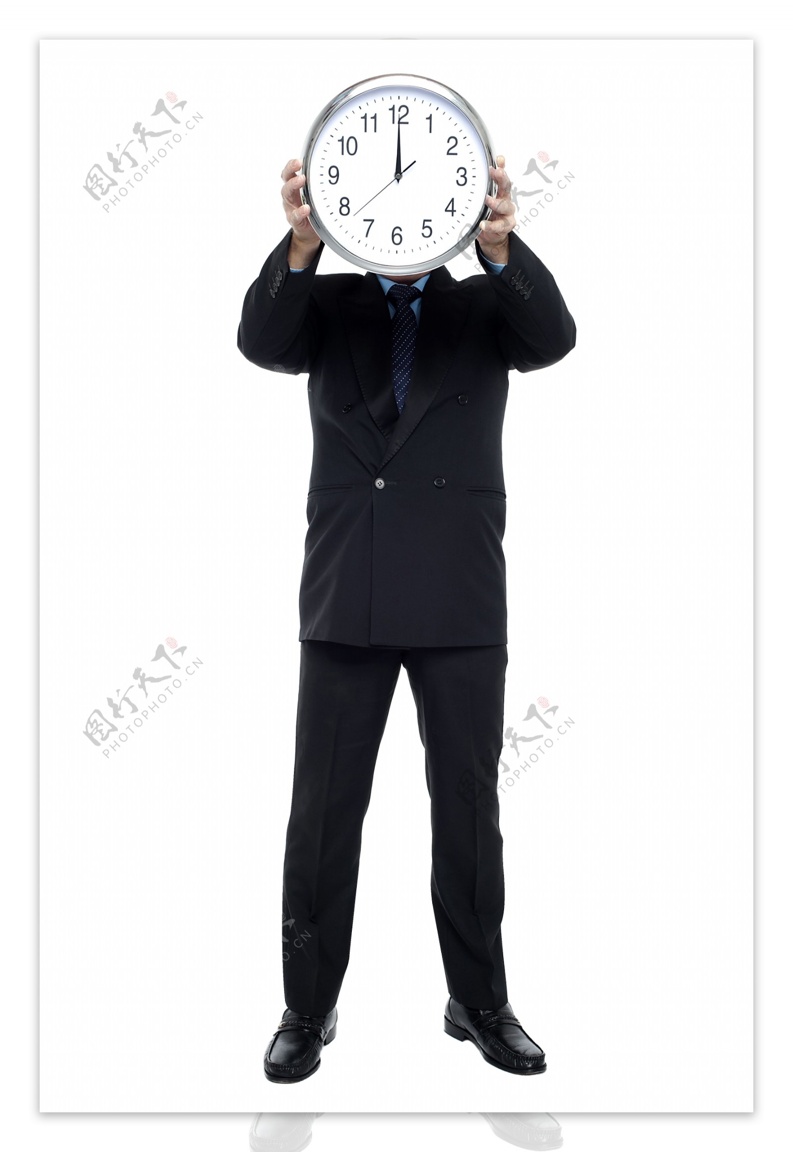 拿着钟表的男人图片