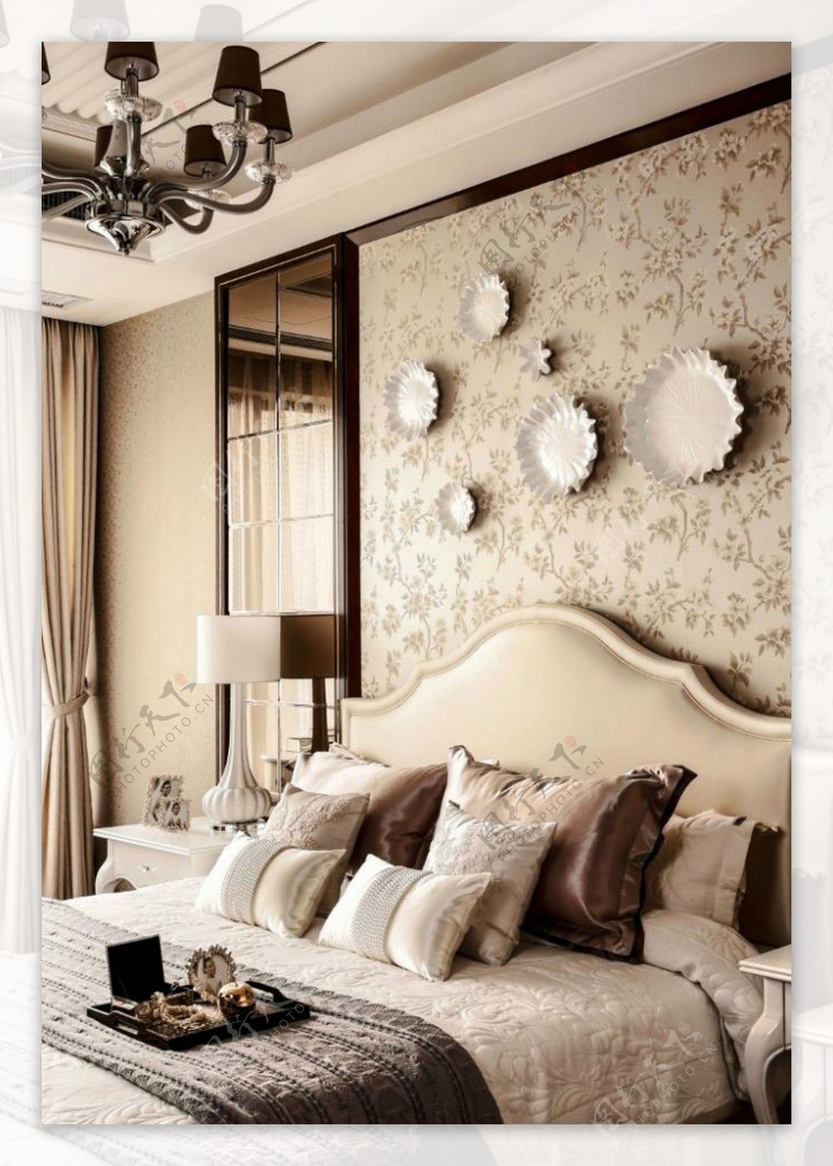 现代时尚卧室咖啡色褐色花纹背景墙室内装修