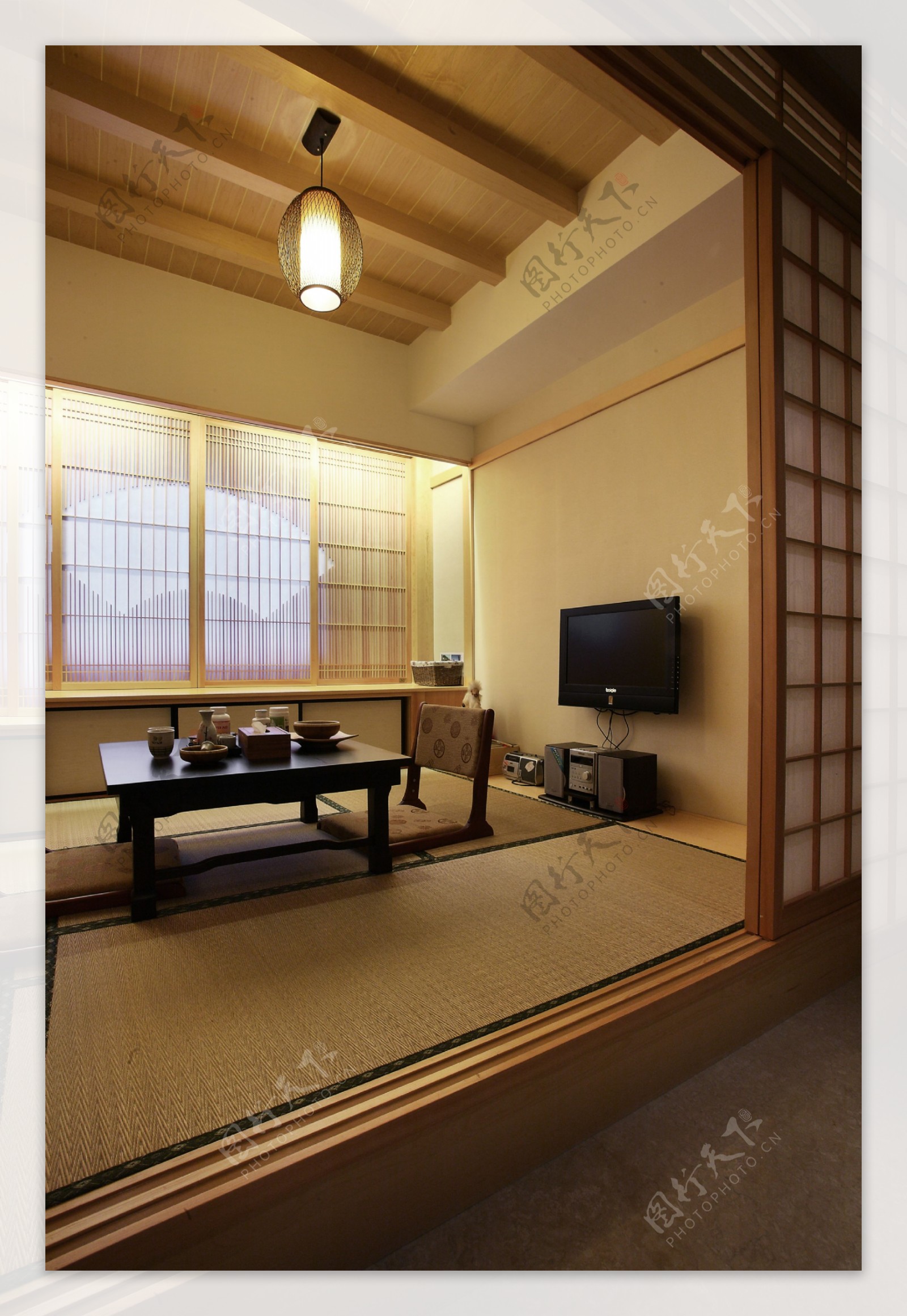 日式淡雅房间室内装修效果图