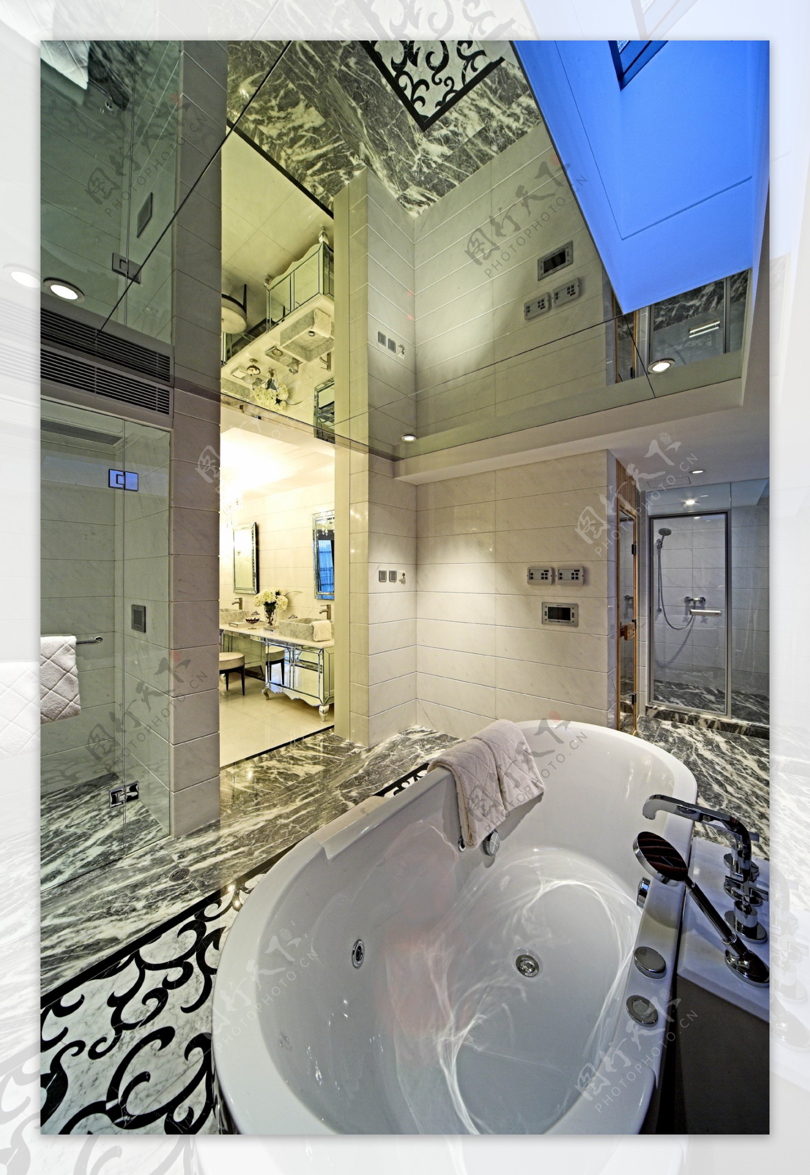 欧式卫生间大理石花纹室内装修效果图