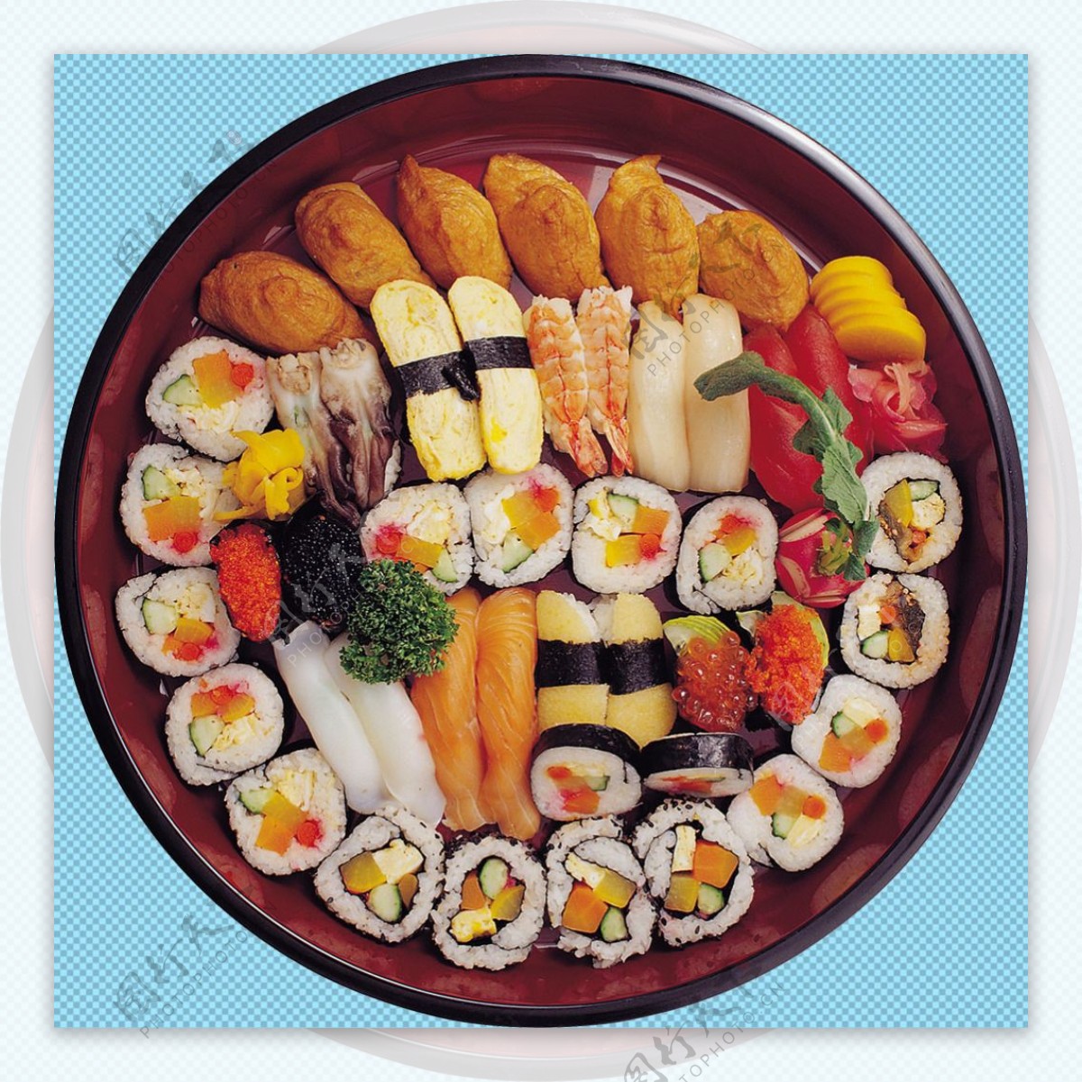 装盘的寿司免抠png透明图层素材
