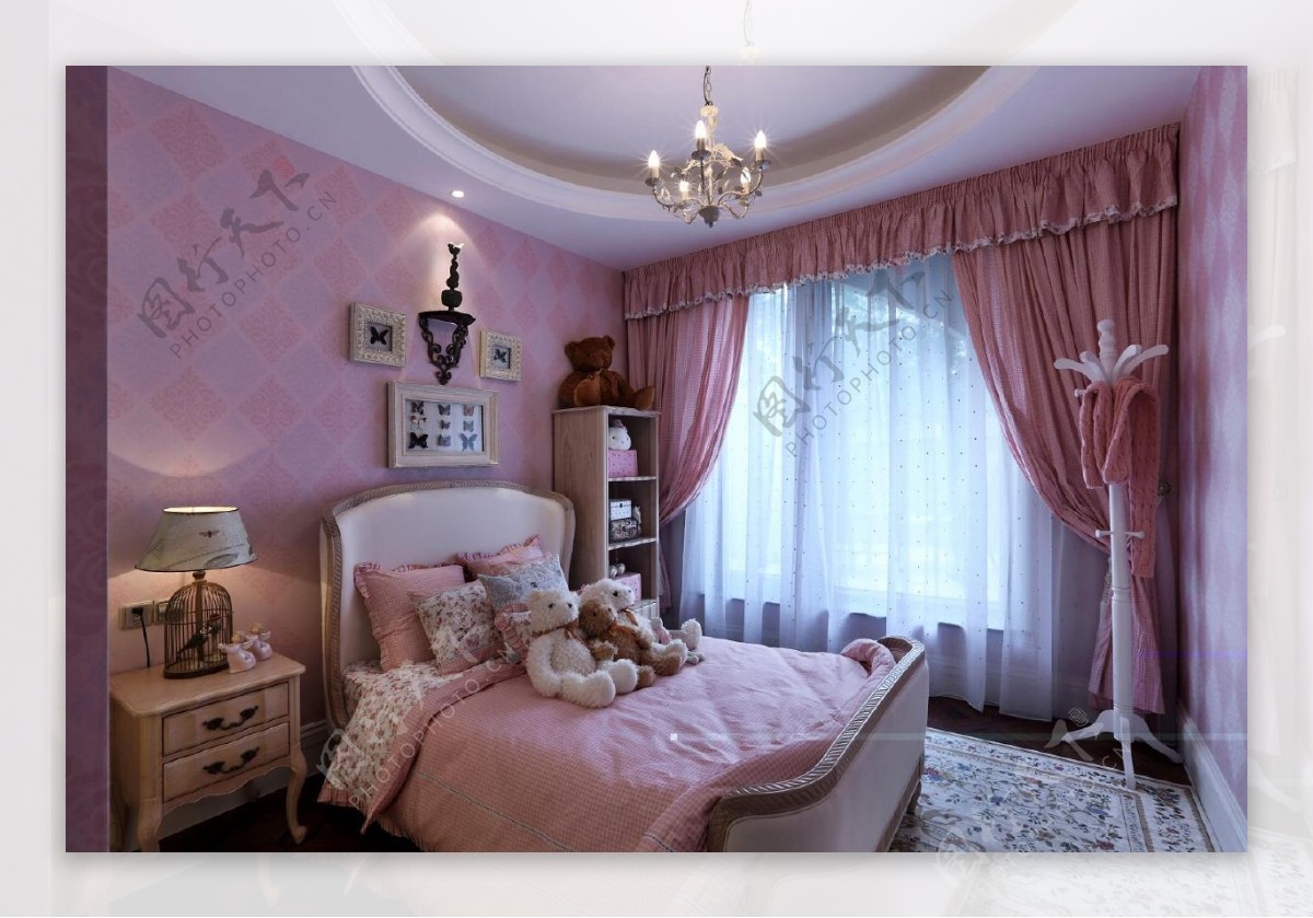 粉色卧室床效果图