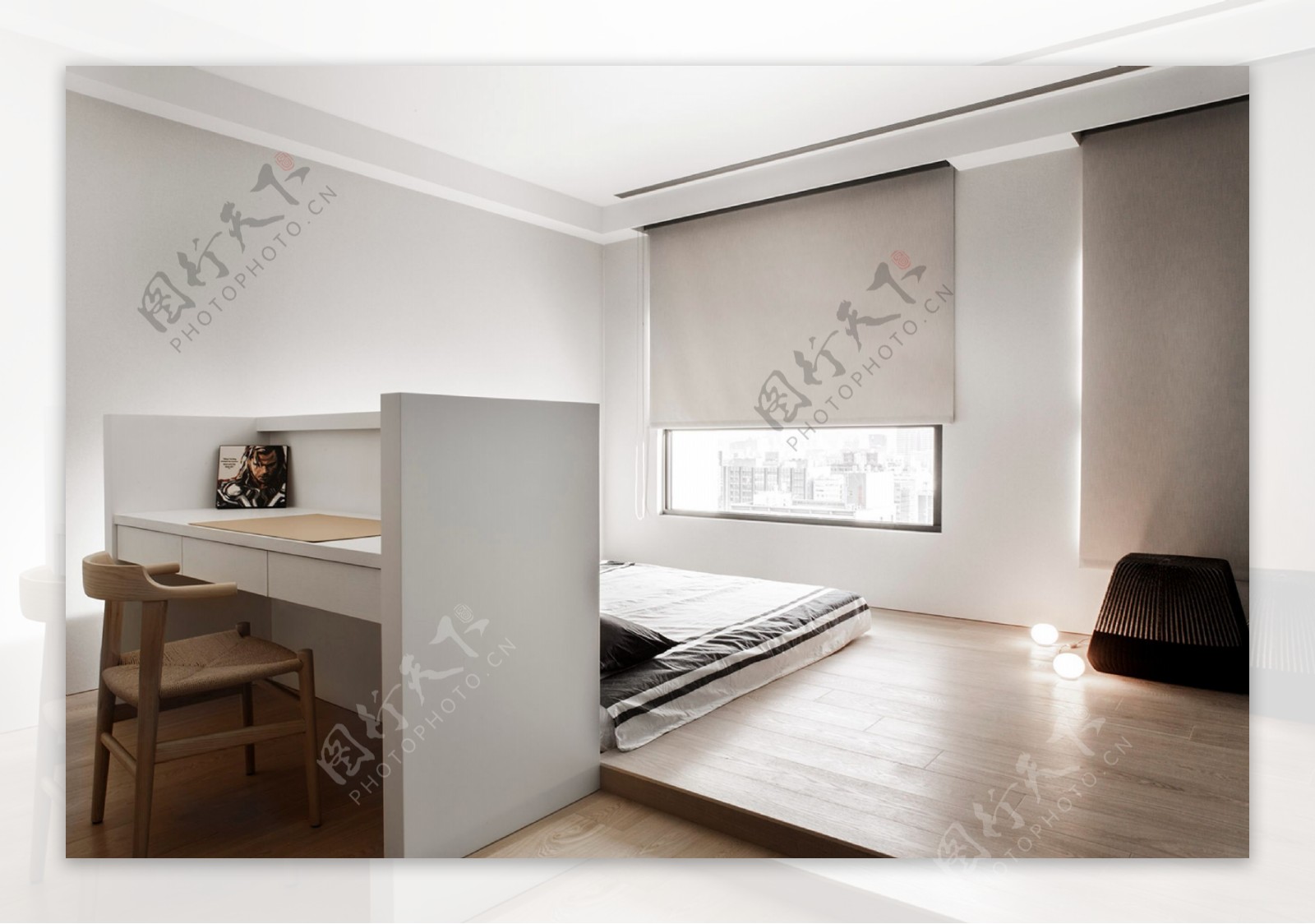 现代极简卧室浅褐色百叶窗室内装修效果图