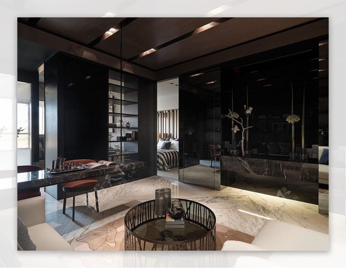 现代时尚客厅白色瓷砖地板室内装修效果图