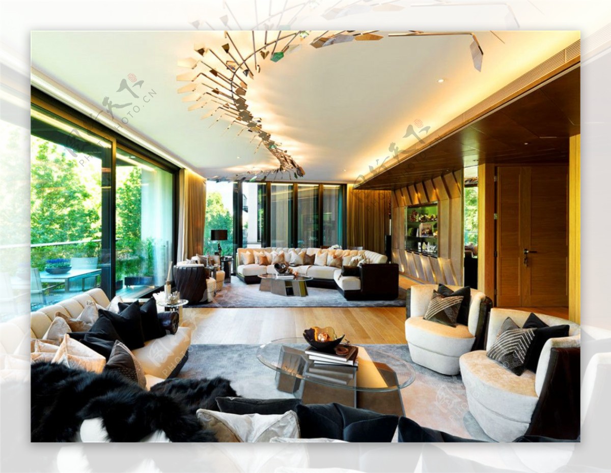 现代奢华客厅白色沙发室内装修效果图
